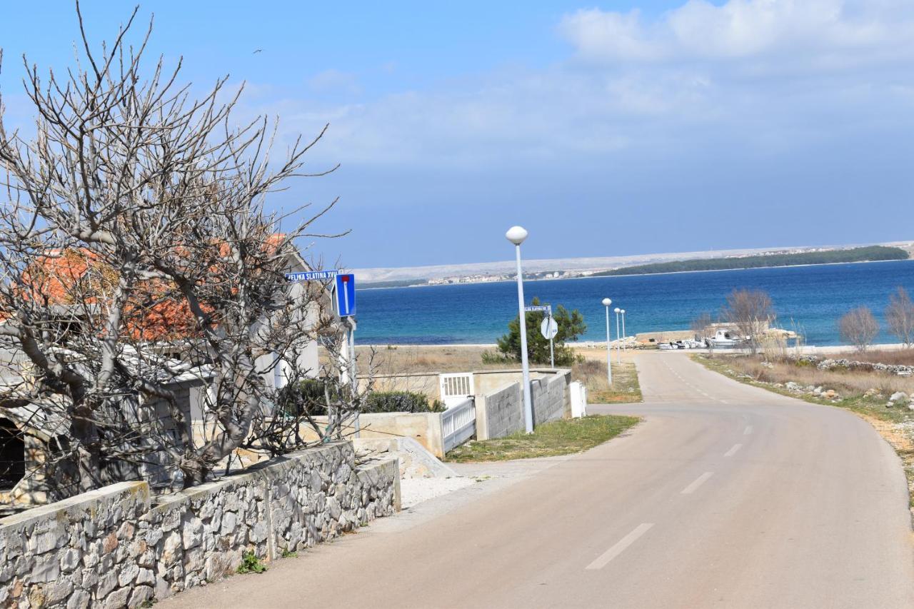 House Matej Holiday home Vir